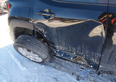 2023 Jeep Renegade Latitude 4X4 из США, поврежденный, VIN ZACNJDB16PPP21201